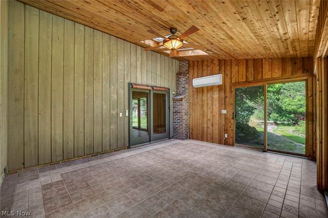 6845 Liberty Road, Solon, OH 44139