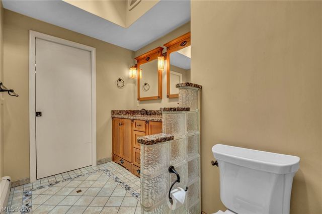 6845 Liberty Road, Solon, OH 44139