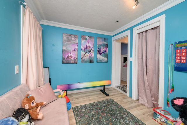 373 Fairview Avenue, Colonia, NJ 07067