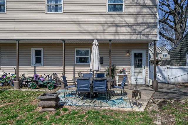 373 Fairview Avenue, Colonia, NJ 07067