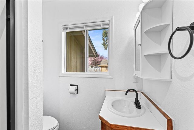 503 Mae Street, Medford, OR 97504