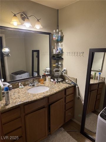 1455 East Katie Avenue L23, Las Vegas, NV 89119