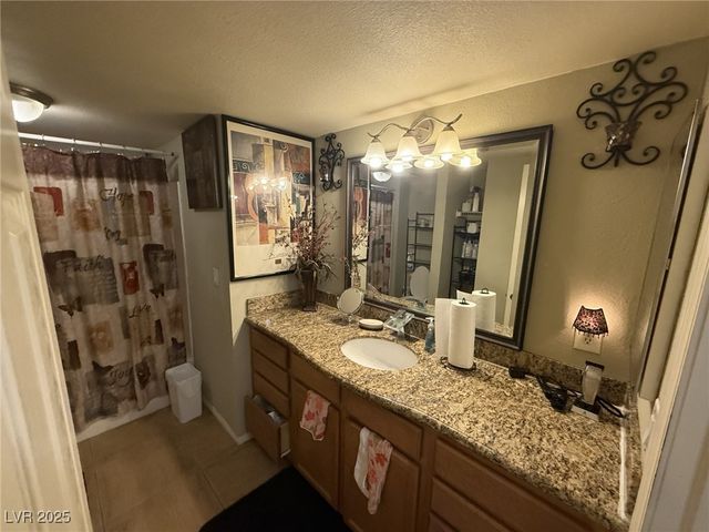 1455 East Katie Avenue L23, Las Vegas, NV 89119