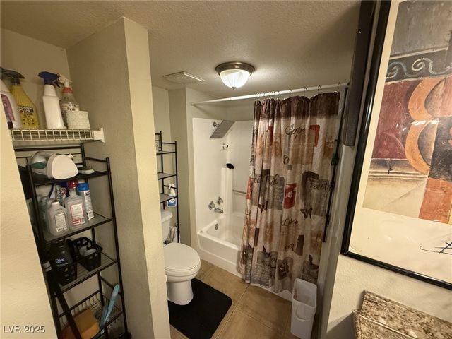 1455 East Katie Avenue L23, Las Vegas, NV 89119