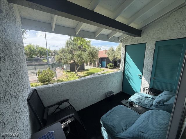 1455 East Katie Avenue L23, Las Vegas, NV 89119