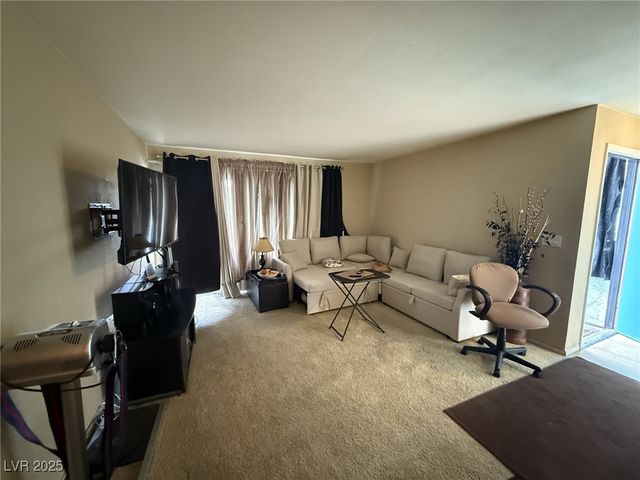 1455 East Katie Avenue L23, Las Vegas, NV 89119