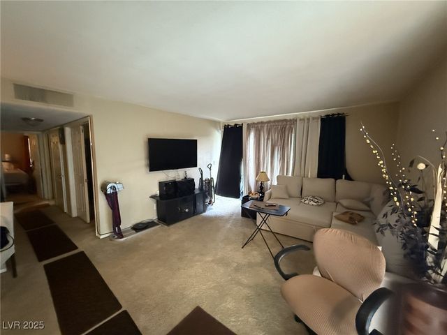 1455 East Katie Avenue L23, Las Vegas, NV 89119