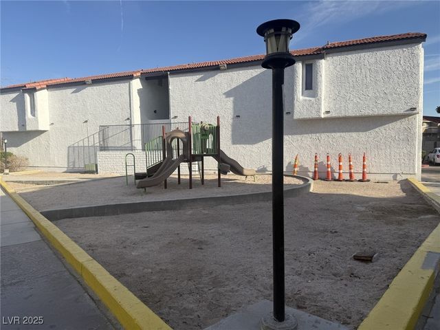 1455 East Katie Avenue L23, Las Vegas, NV 89119