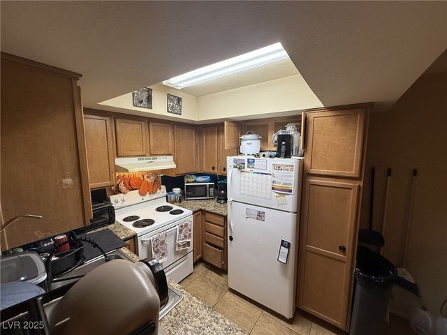 1455 East Katie Avenue L23, Las Vegas, NV 89119