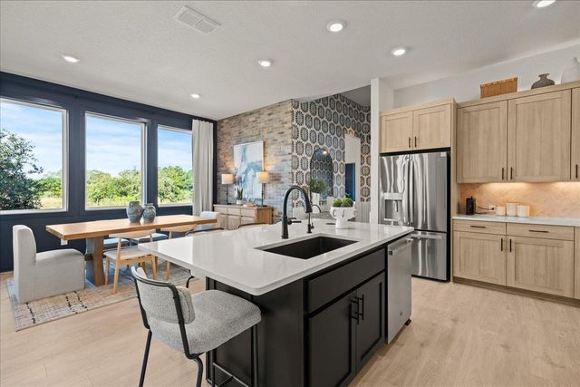 142 Paul Pena DR, San Marcos, TX 78666