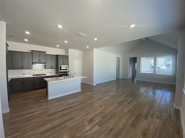 142 Paul Pena DR, San Marcos, TX 78666