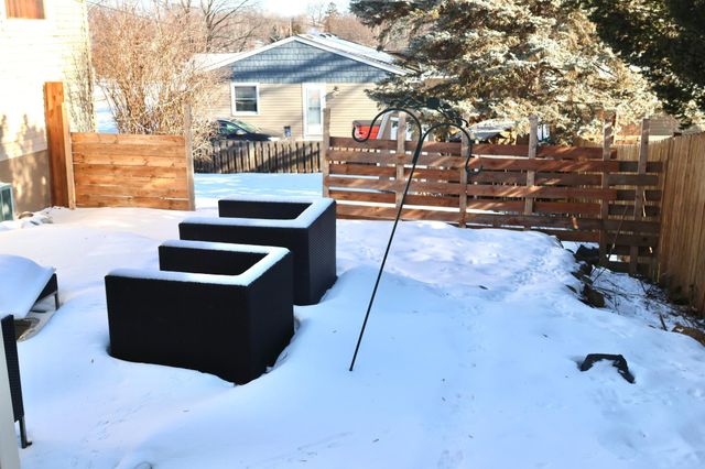 7849 61st Avenue N, New Hope, MN 55428