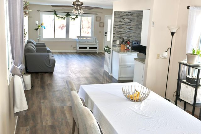 7849 61st Avenue N, New Hope, MN 55428