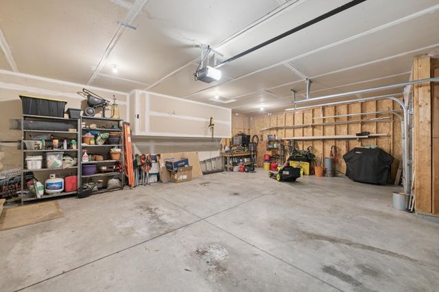1850 357th Avenue NE, Cambridge, MN 55008