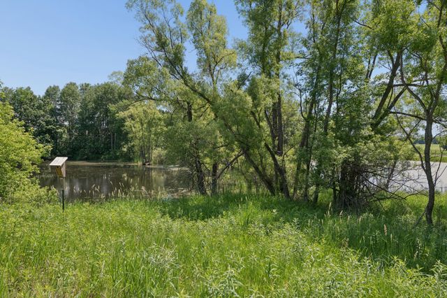 1850 357th Avenue NE, Cambridge, MN 55008