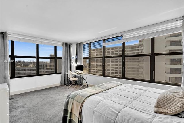 2500 Parkview Dr 1514, Hallandale Beach, FL 33009