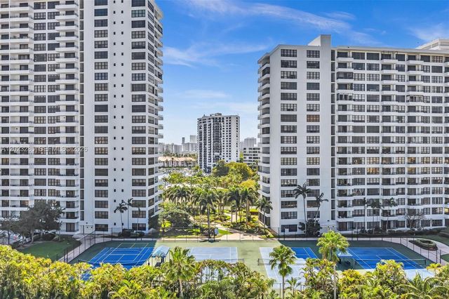 2500 Parkview Dr 1514, Hallandale Beach, FL 33009