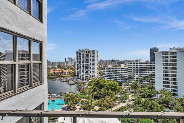 2500 Parkview Dr 1514, Hallandale Beach, FL 33009