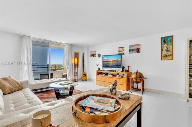 2500 Parkview Dr 1514, Hallandale Beach, FL 33009