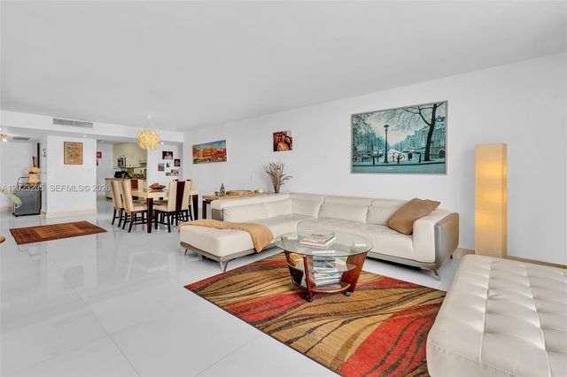 2500 Parkview Dr 1514, Hallandale Beach, FL 33009