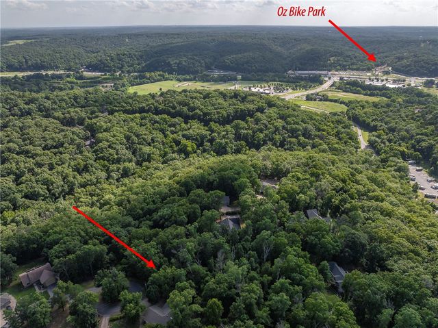 12 Blakeney Lane, Bella Vista, AR 72714