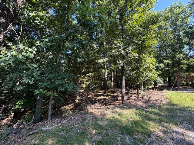 12 Blakeney Lane, Bella Vista, AR 72714