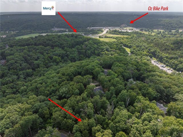 12 Blakeney Lane, Bella Vista, AR 72714