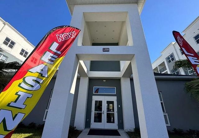 1213 SOUTHSTATION PLACE 402, Orlando, FL 32809