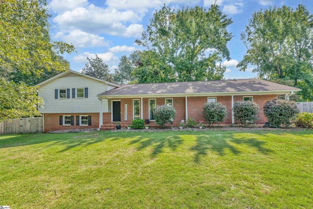 124 Holly Circle, Lyman, SC 29365
