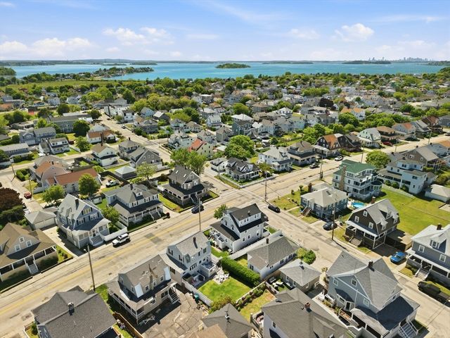 26 Manomet Ave, Hull, MA 02045