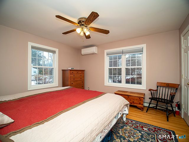 71 Vista Road, North Haven, CT 06473