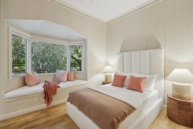 143 E Inlet Drive, Palm Beach, FL 33480