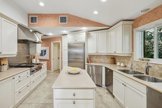 143 E Inlet Drive, Palm Beach, FL 33480