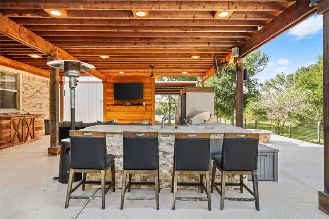 1425 County Road 116, Caldwell, TX 77836