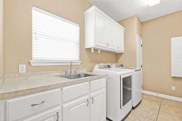 1425 County Road 116, Caldwell, TX 77836