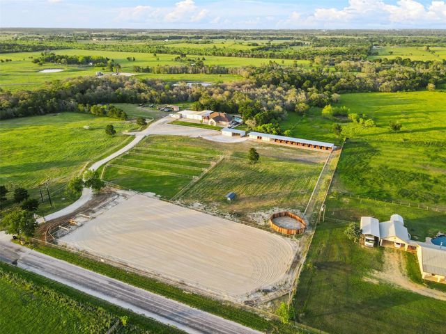 1425 County Road 116, Caldwell, TX 77836