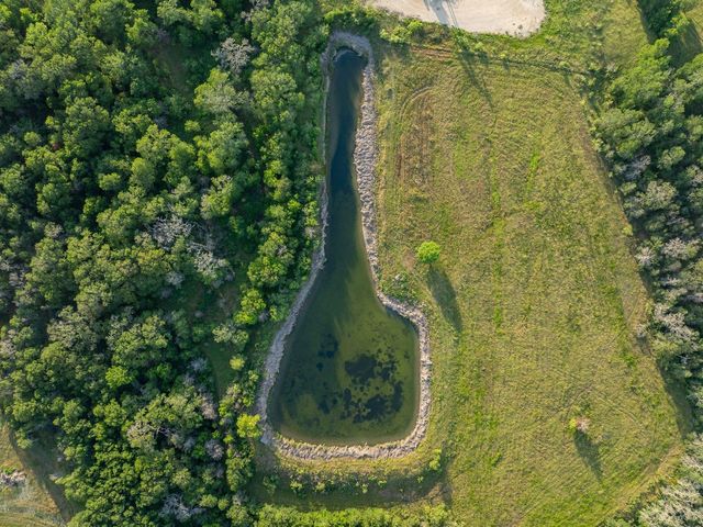 1425 County Road 116, Caldwell, TX 77836