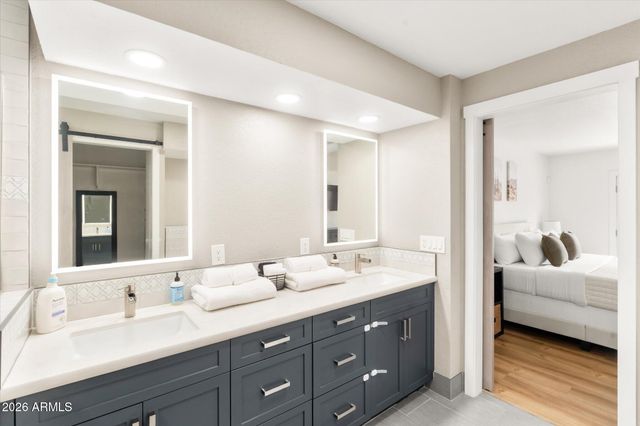 16012 N 50TH Street, Scottsdale, AZ 85254