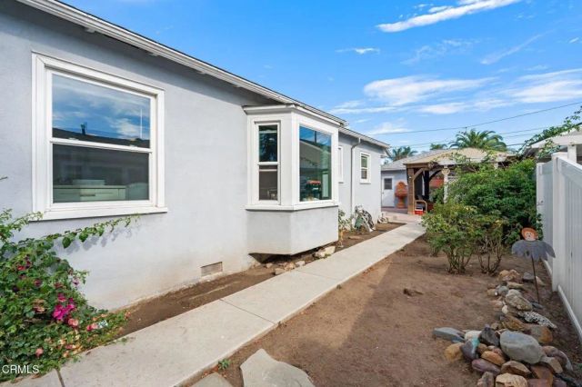 439 Deodar Avenue, Oxnard, CA 93030