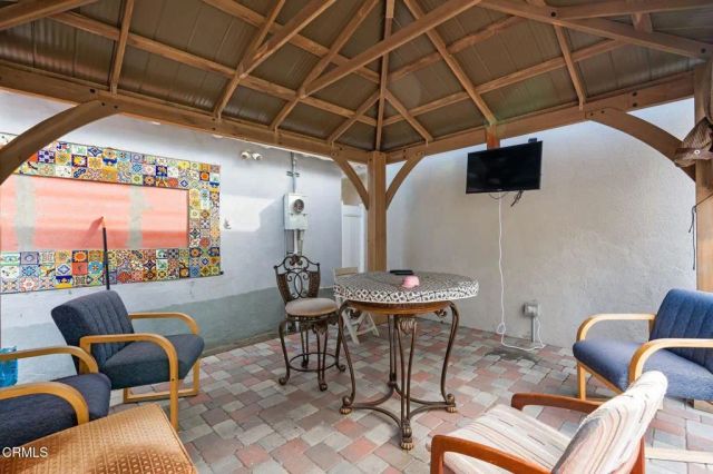 439 Deodar Avenue, Oxnard, CA 93030