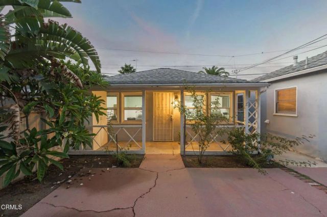 439 Deodar Avenue, Oxnard, CA 93030
