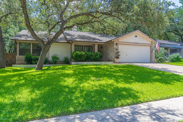 8542 ODYSSEY DR, Universal City, TX 78148