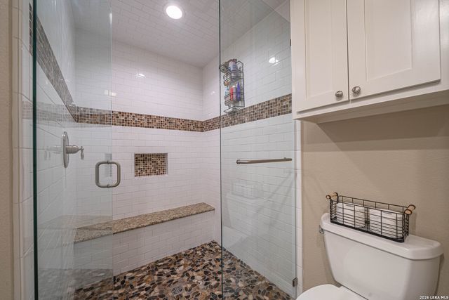 8542 ODYSSEY DR, Universal City, TX 78148