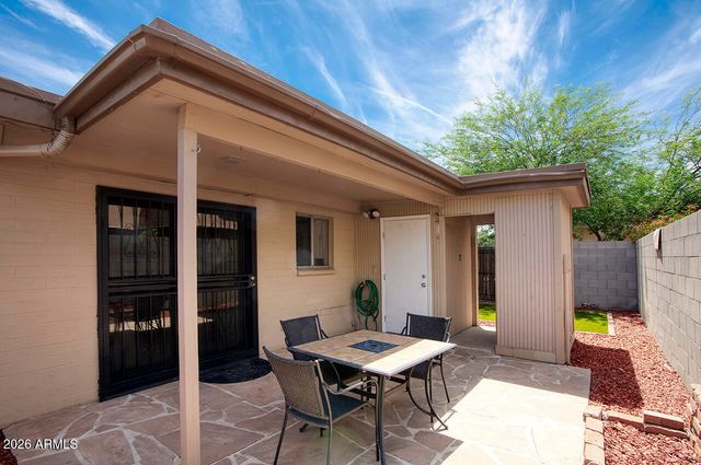 1814 W FRIER Drive, Phoenix, AZ 85021