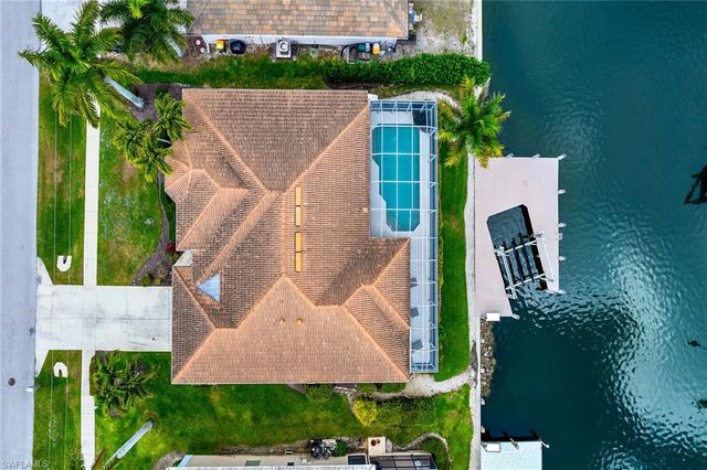131 June CT, Marco Island, FL 34145