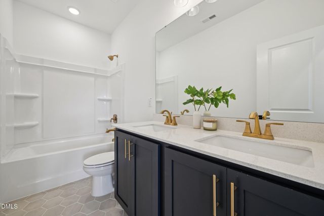 2205 Seraphic Way 403, Rolesville, NC 27571