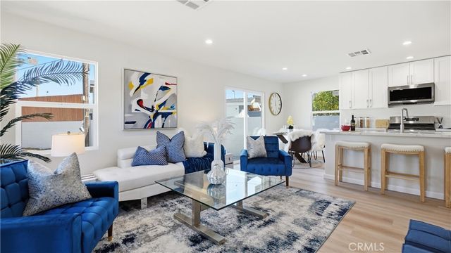 6415 Charlesworth Avenue, North Hollywood, CA 91606