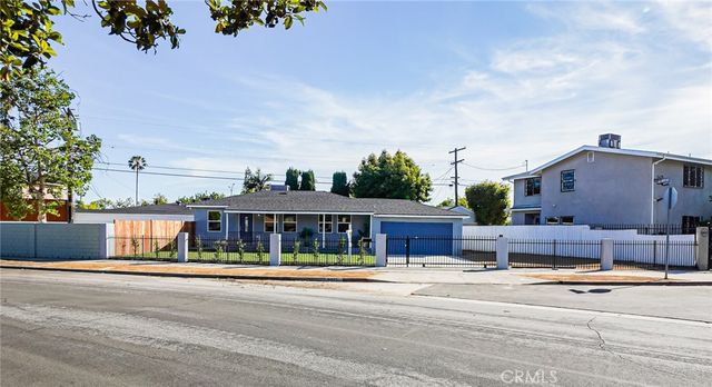 6415 Charlesworth Avenue, North Hollywood, CA 91606