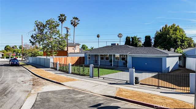 6415 Charlesworth Avenue, North Hollywood, CA 91606