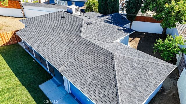 6415 Charlesworth Avenue, North Hollywood, CA 91606